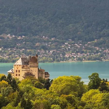 Rayan 4 Etoiles - Proche & Vieille Ville, Garage Prive, Secteur Recherche Apartment Annecy